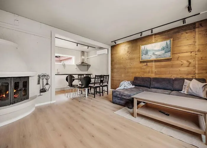 Dinbnb Homes I 4-Bedroom Historical House In Romantic Surroundings
