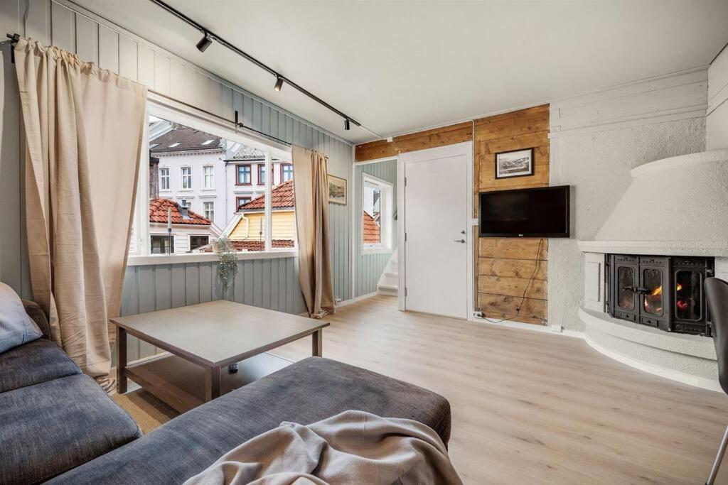 Ferienhaus Dinbnb Homes I 4-bedroom Historical House In Romantic Surroundings Bergen