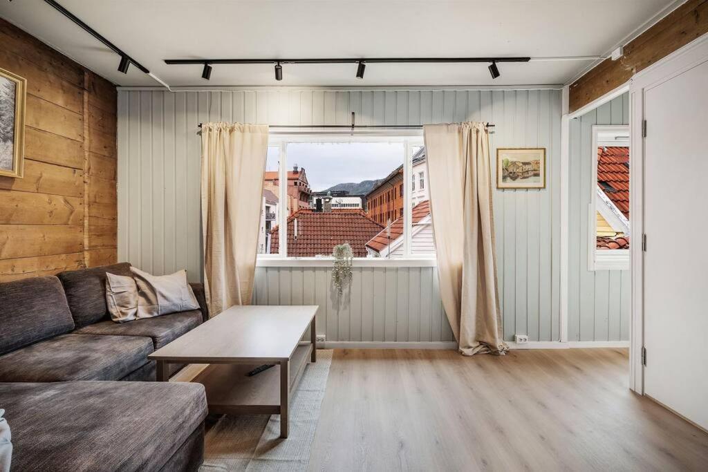 Ferienhaus Dinbnb Homes I 4-bedroom Historical House In Romantic Surroundings Bergen
